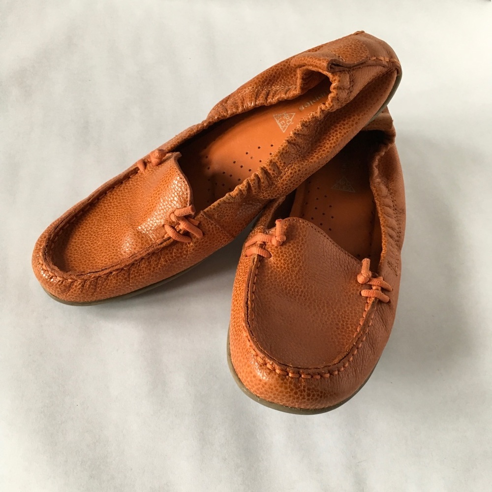 Hush puppies loafers